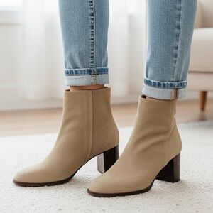 MADEWELL The Mira Side Seam Ankle Boot Suede NH202 Walnut Shell